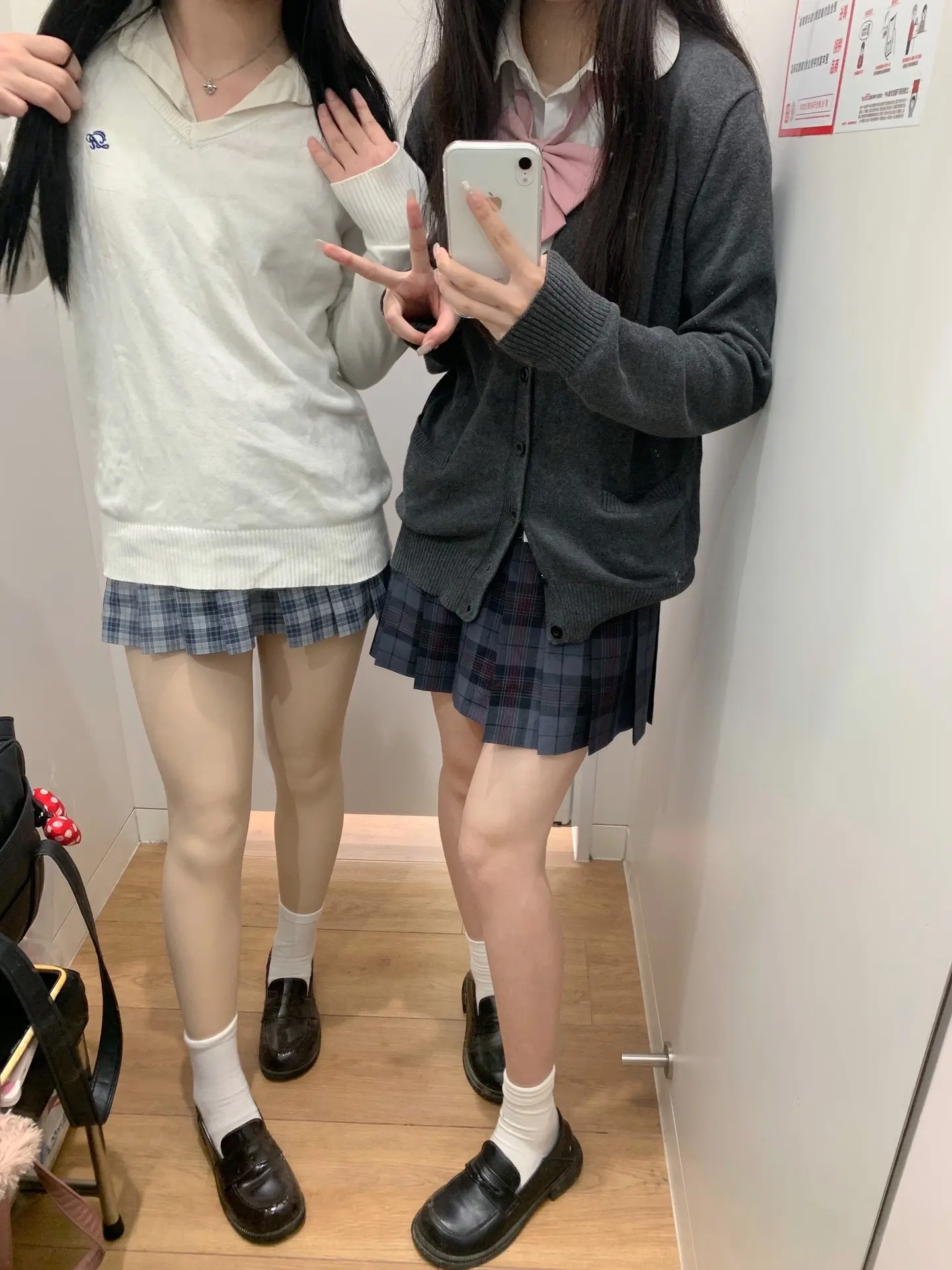 不是说喜欢我吗 怎么给她评论老婆