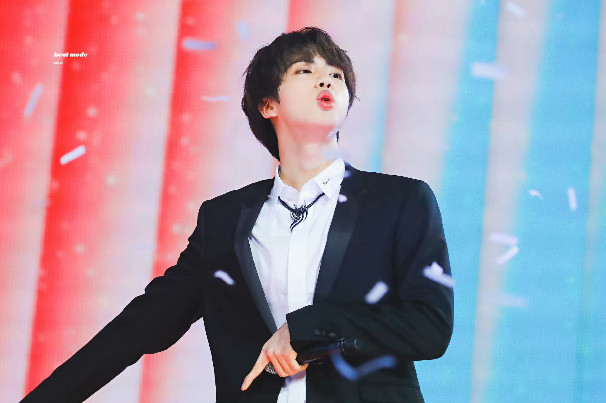 金硕珍  🍀金硕珍官方门面 190106金唱片颁奖典礼 女娲毕设...🥹🥹