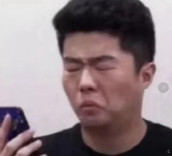 iPhone的背面有隐藏按键iPhone现在怎么这么喜欢炒冷饭，很多功能早就被大