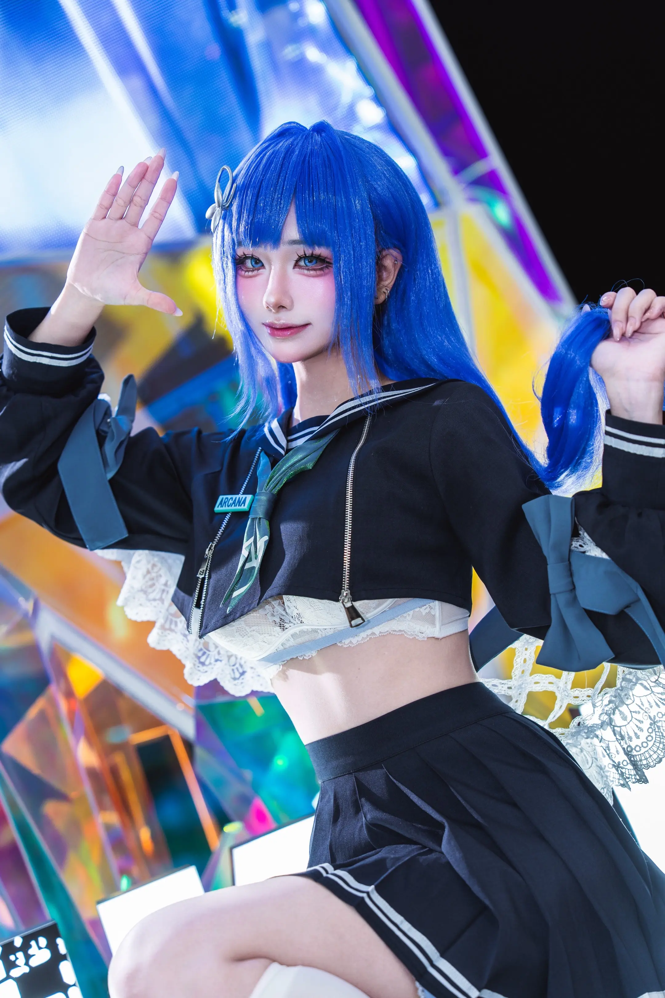 小女友这个萌！是AX第3-4天在妮姬摊位的阿尔卡纳～～开心之～！