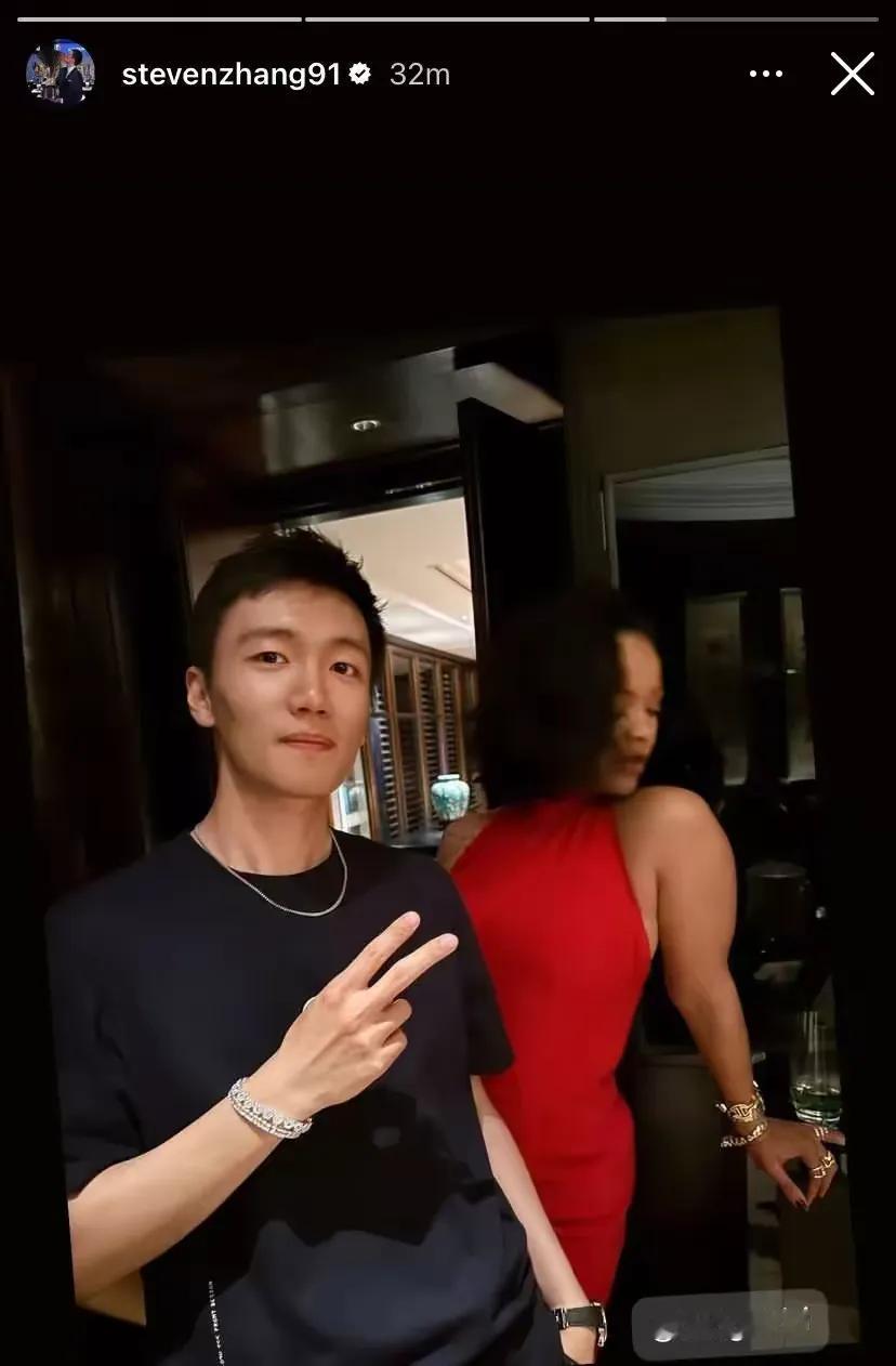 张康阳与蕾哈娜，张总，还是找个资金方，咱再把小国际买回来吧！[笑哭]毕竟国米上下