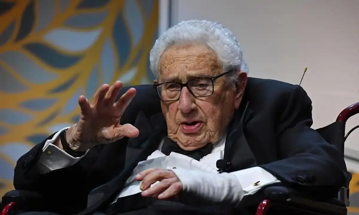 果不其然。
 
美国方面突然宣布了对乌追加一批支持。
 
基辛格那句“最后拼的是