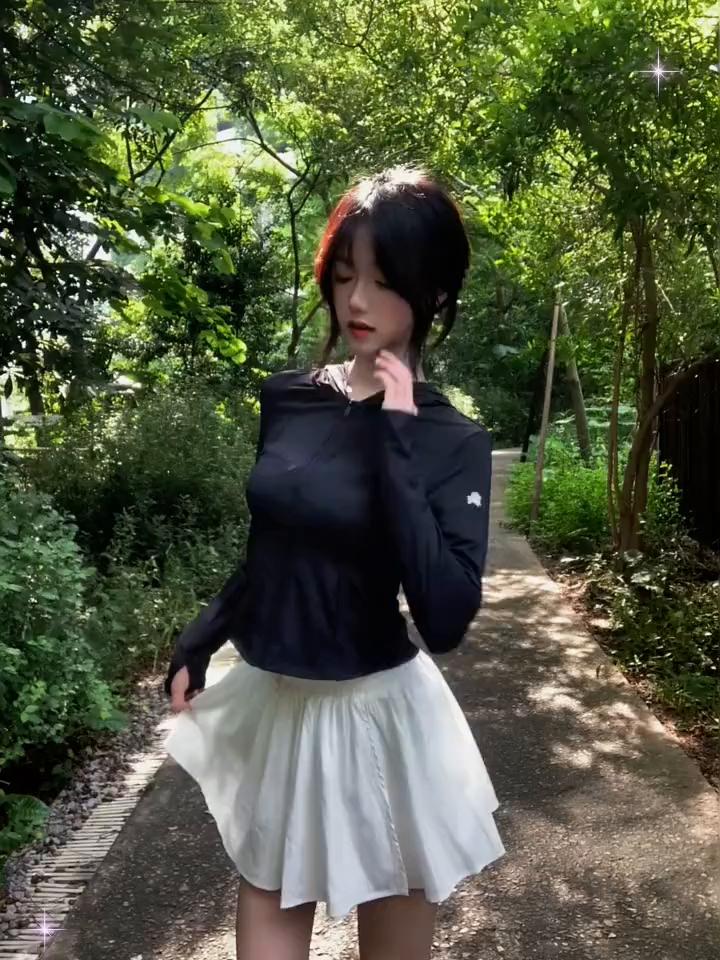 Hey，you，why should i cry on？