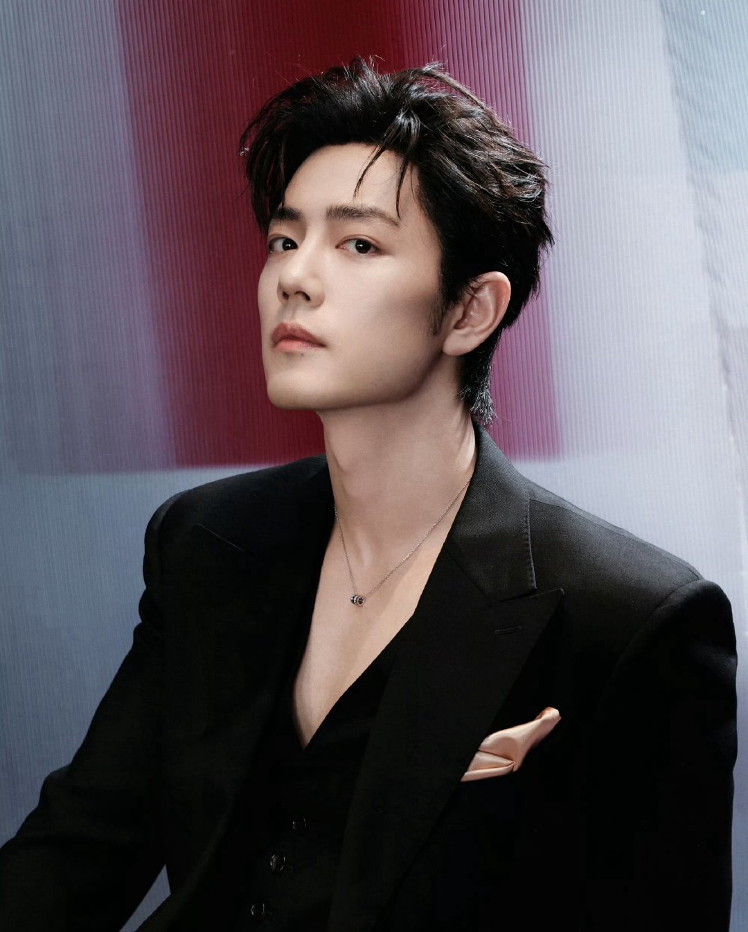 肖战一出场大家一阵尖叫巨星肖战一出场就是焦点所在 肖战春分宜见面！肖战春分宜见面