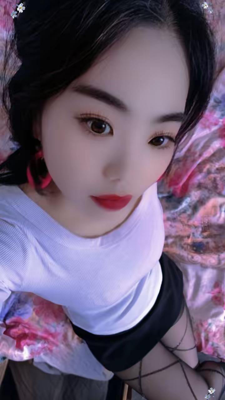 不漂亮主打的就是一个自信