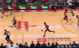 火箭格林单挑“水花兄弟”2+1，率队反超勇士
北京时间10月30日，火箭与勇士的