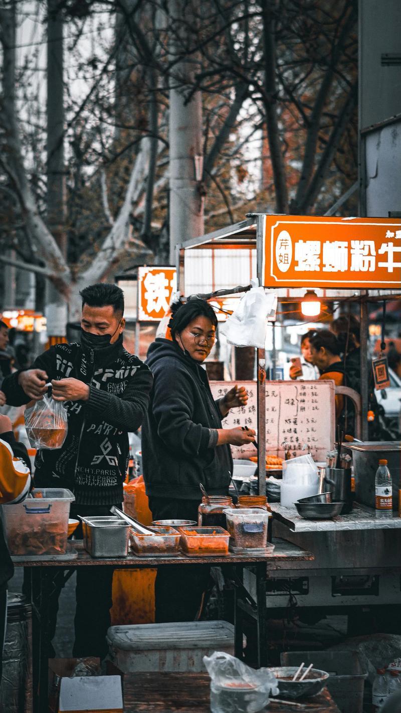 一、遇事不指责，好好说话
没有永远不吵架的家人，但幸福之家懂得留余地。犯错不挖苦