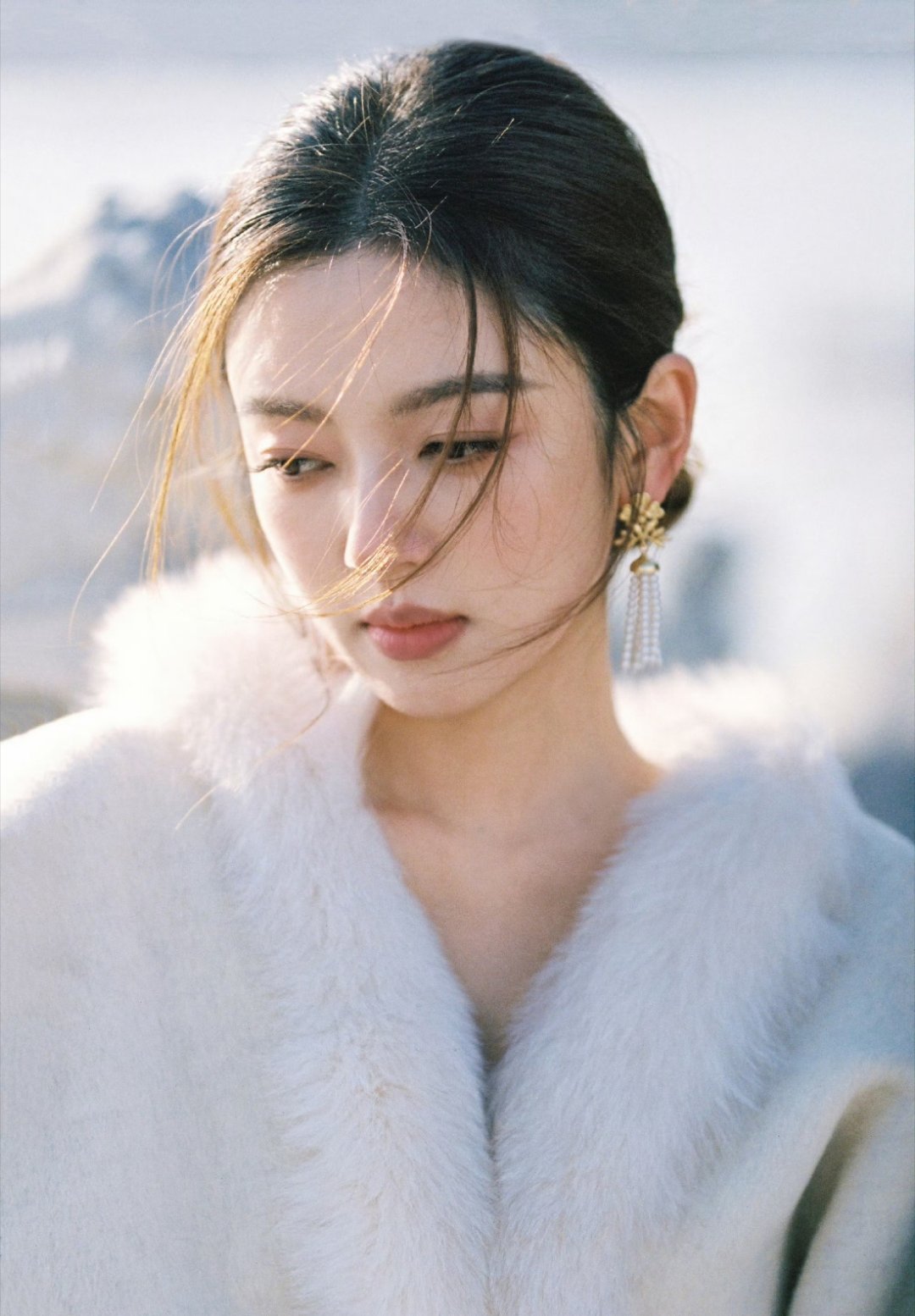 何瑞贤这组我给到一个夯这个耳链重不重哇好好看呀～ 