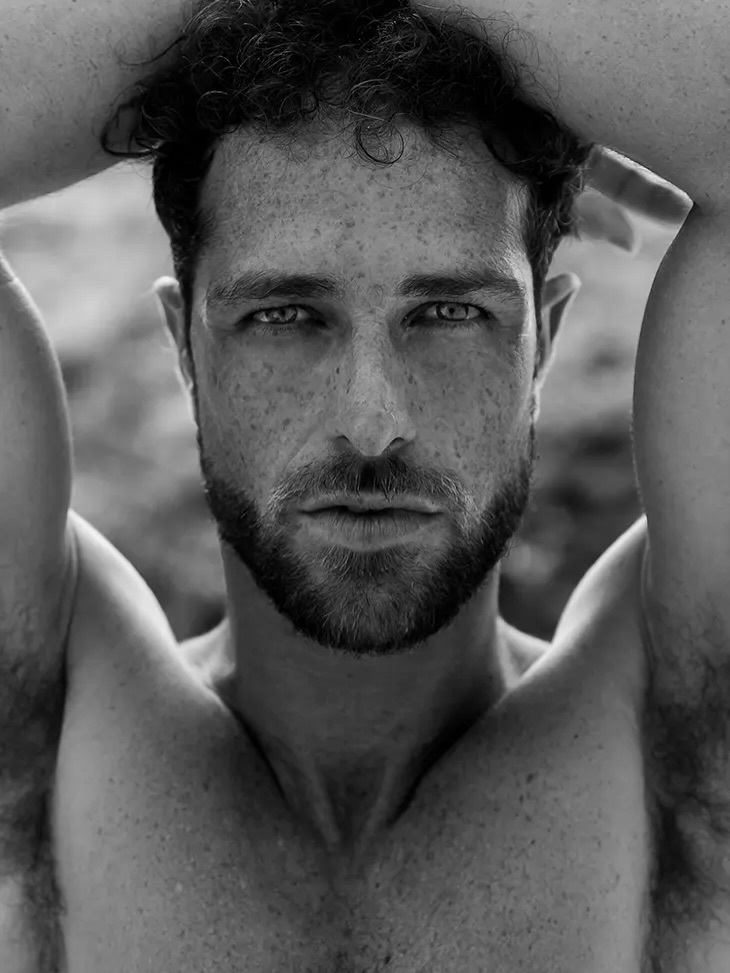 Cesar Condi 『MMSCENE』杂志摄影:Thiago Martini