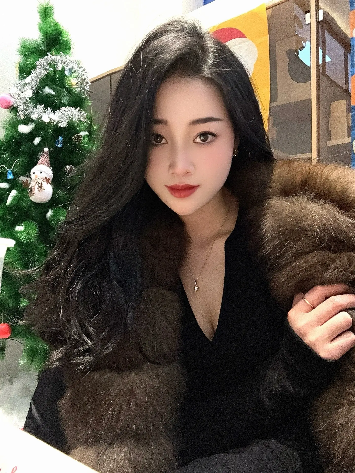 中国人表达感情很含蓄 但在说伤人的话时真的很直接