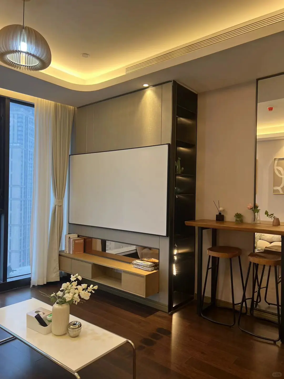 武汉！江滩旁！200多💰江景房！美哭😭