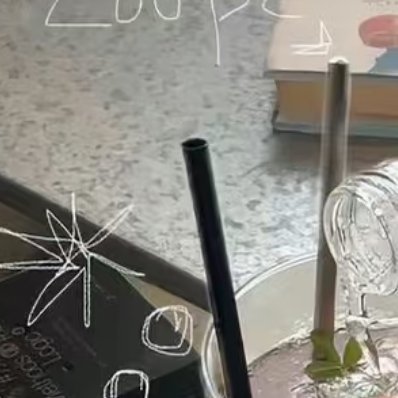 0000生活难免遇到低谷和迷茫，别轻易否定自己。允许短暂停歇调整状态，收拾好心情