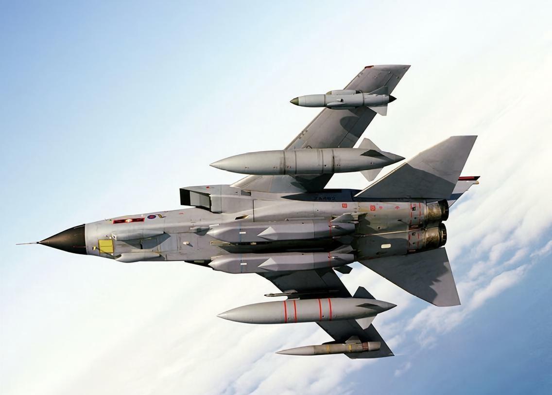 欧洲“狂风”战斗机

“狂风”（Tornado）战斗机是由德国、英国和意大利联合