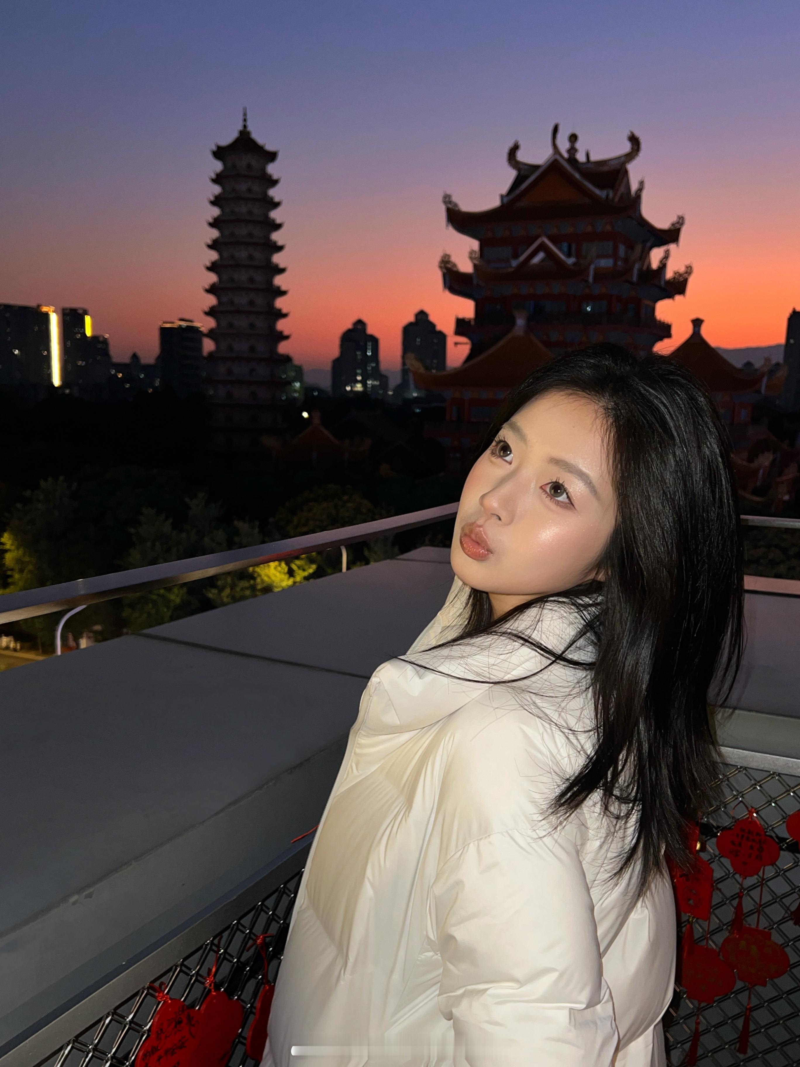 居然五天没发🧣！脚扭了没出去玩就这样。。。。库存发发！ 