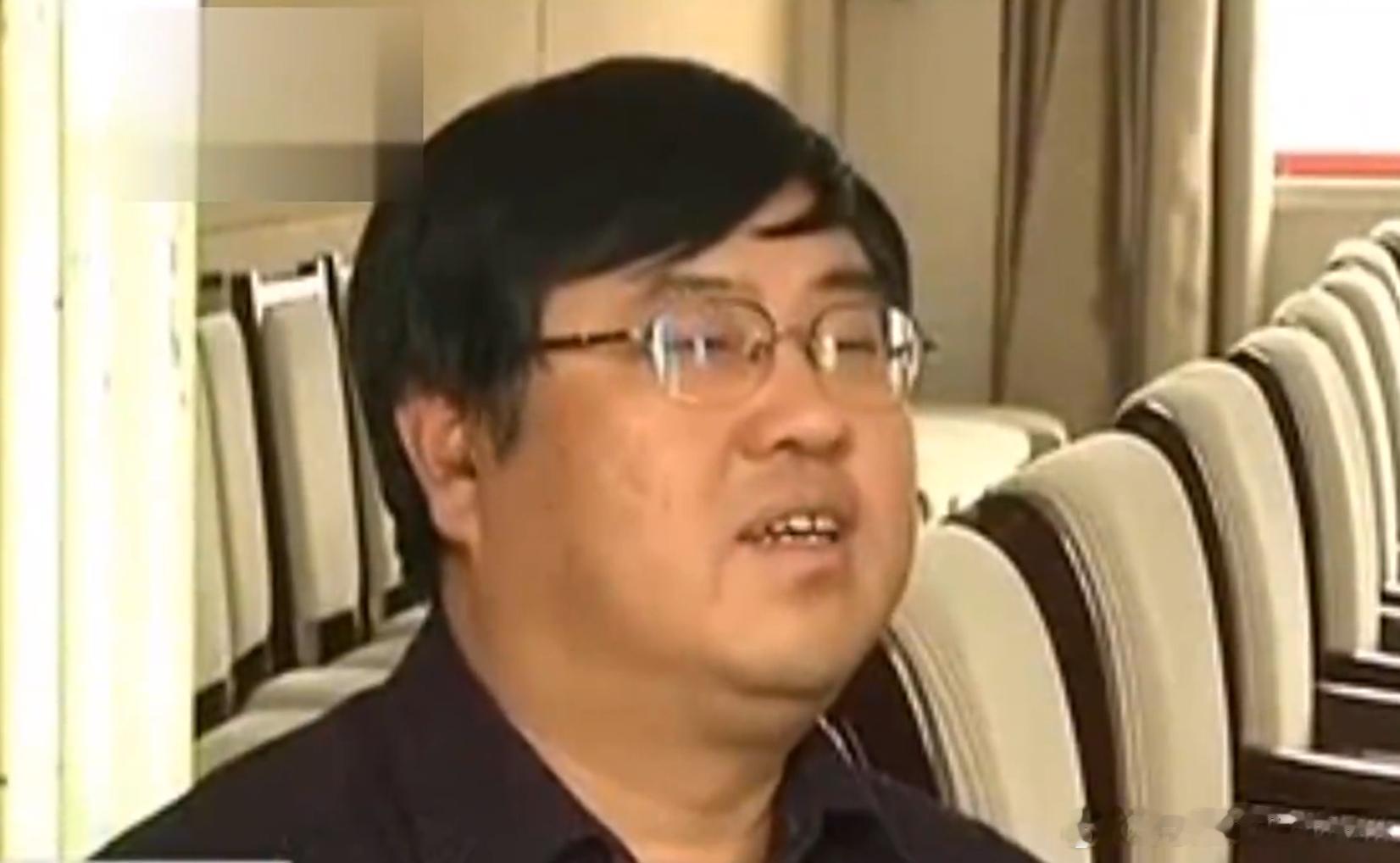 教师因成绩差被迫耻辱合影调查进度0不知道为啥，我又想到了马科长[允悲] ​​​