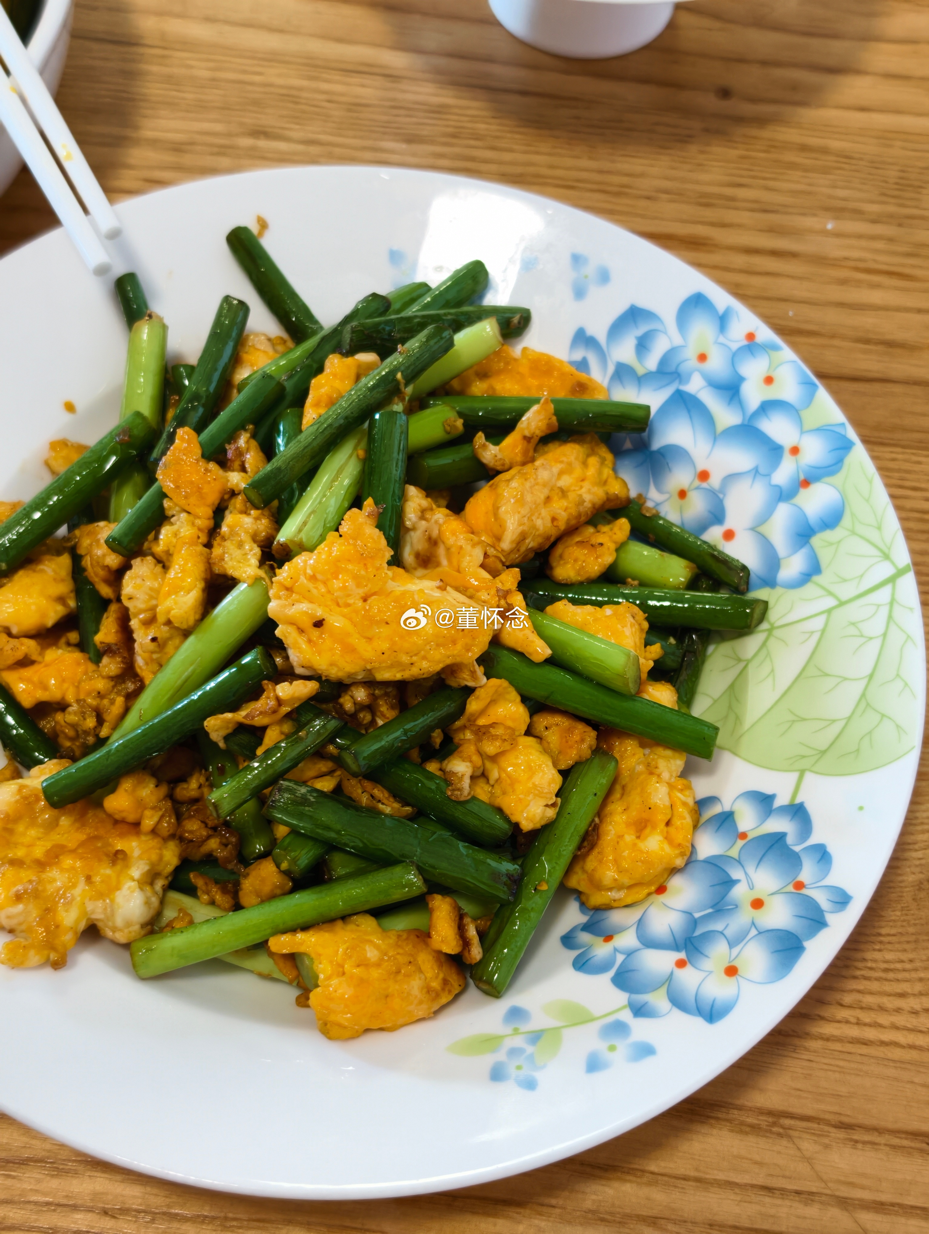 十点钟吃早饭的话，午饭两点钟左右。晚饭7点钟左右。 