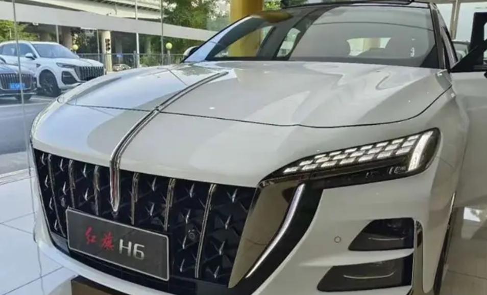 【2024款红旗H6：17.98万起】新车新增了致行版作为入门版车型，售价区间也