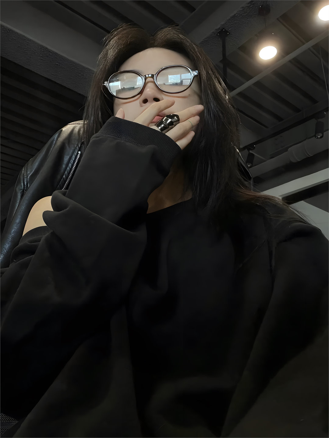 𝐋𝐢𝐯𝐞 𝐭𝐨𝐝𝐚𝐲有些人认识真是一辈子的污点，就像咽了只苍蝇