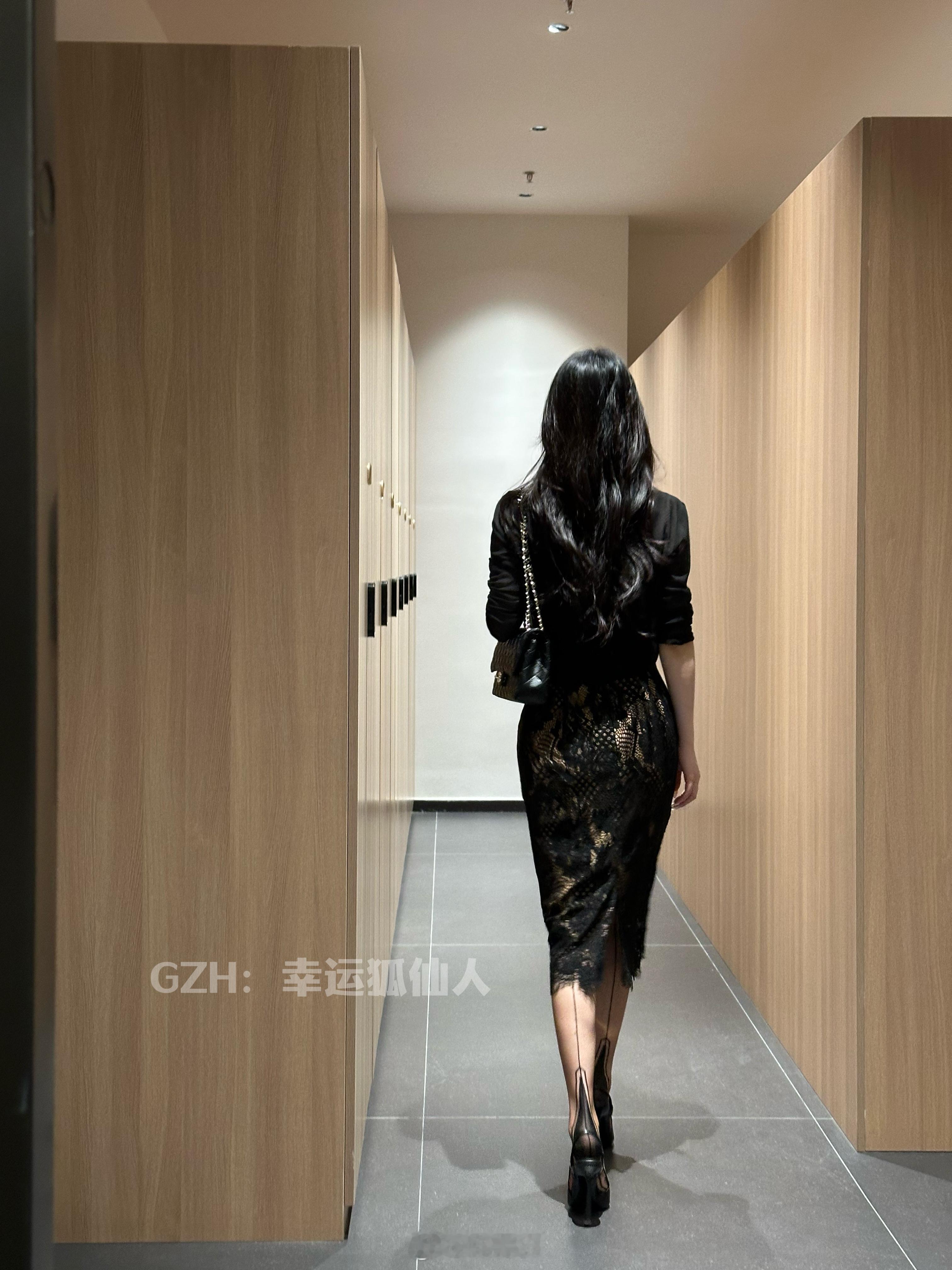 公司来了位走复古风的御姐今日穿搭(ootd)今天穿什么 ​​​
