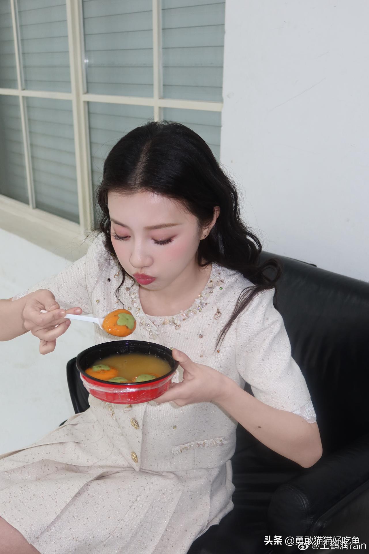 王鹤润分享图片