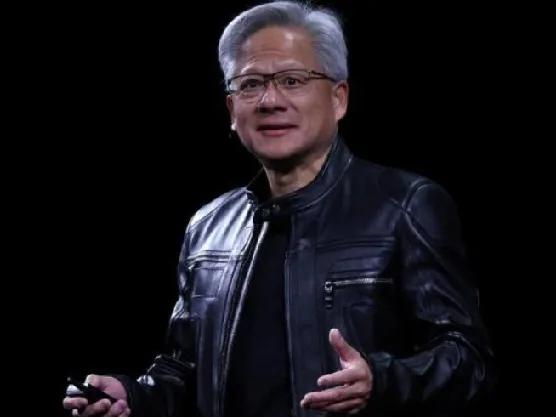 8月1日，纽约时报中文网发文:“中国网信办要求英伟达解释H20芯片安全风险，要求
