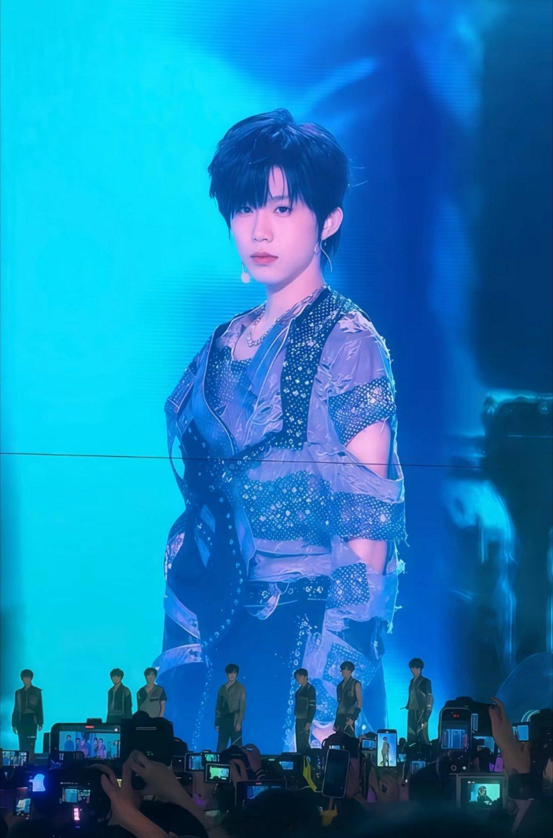 🆘陈奕恒这张真的神图来的陈奕恒元气萌物来的