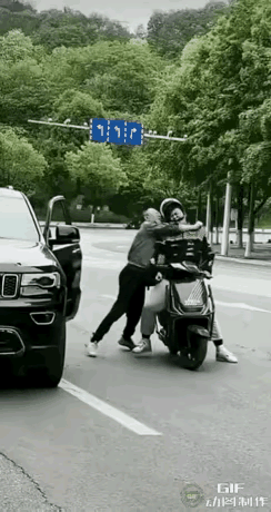 离谱！这种拿湖北文旅玩梗的“搞笑视频”，一点也不好笑！
特意去问了豆包，
才知道