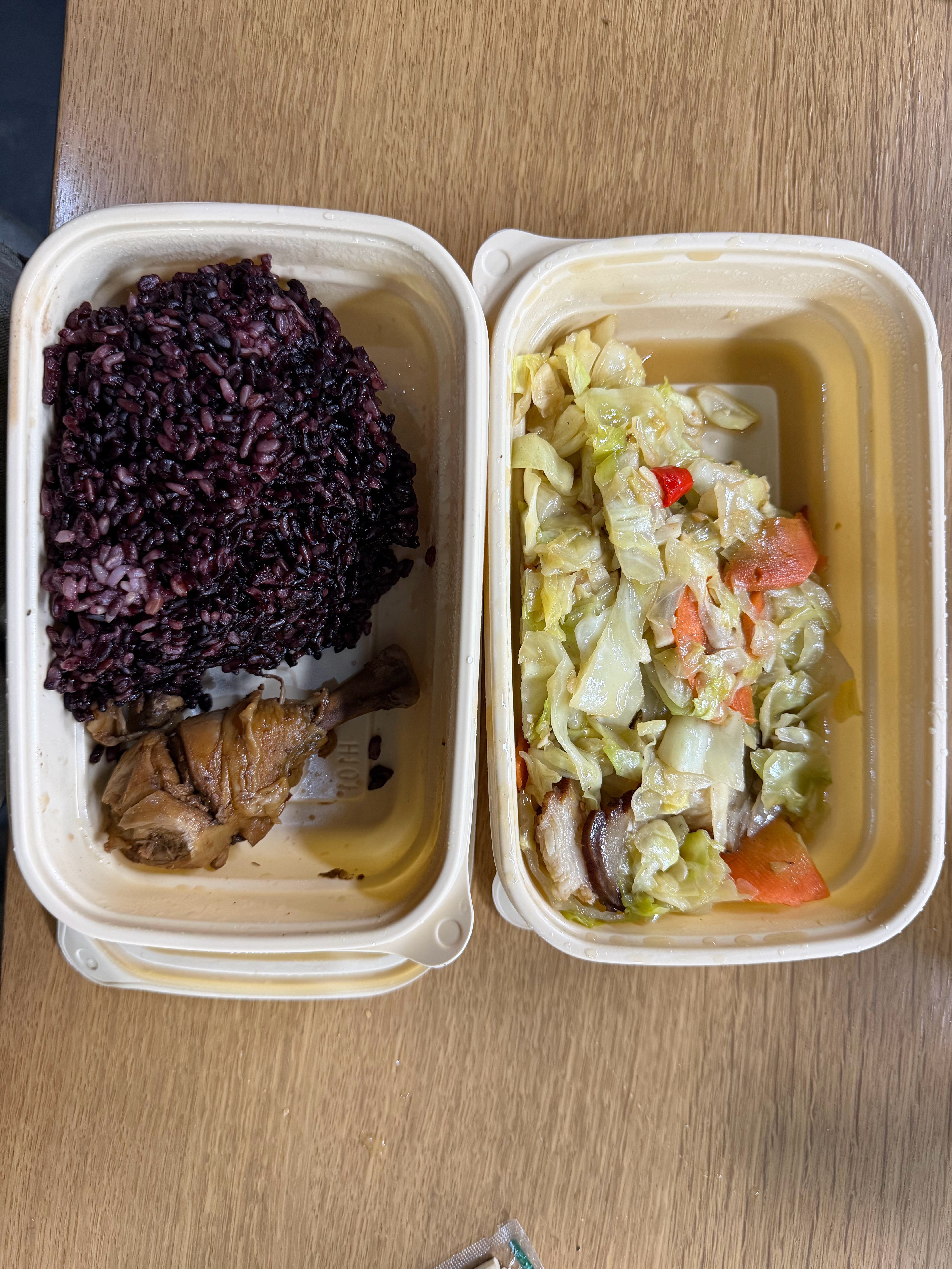 糙米鸡腿饭