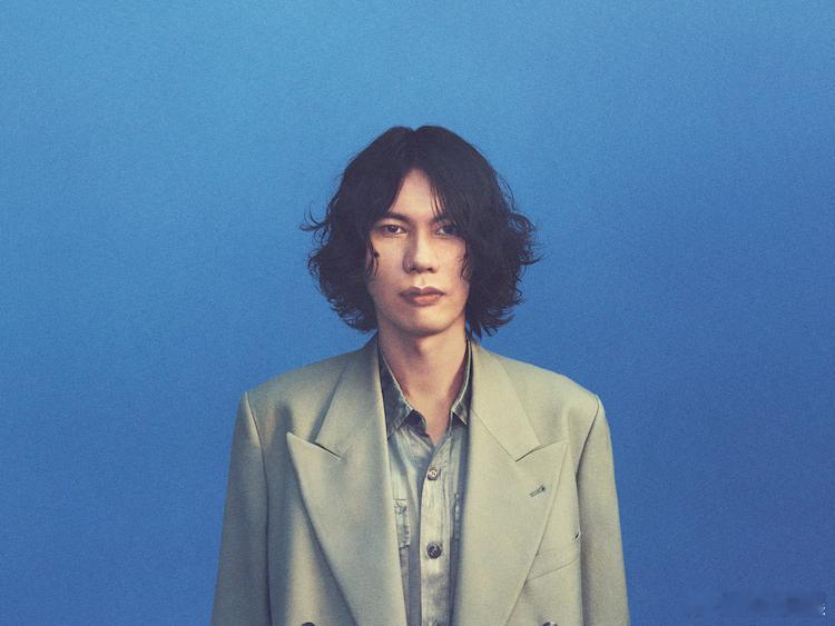 米津玄师的《烏》被启用为NHK足球节目及FIFA2026世界杯主题曲。 