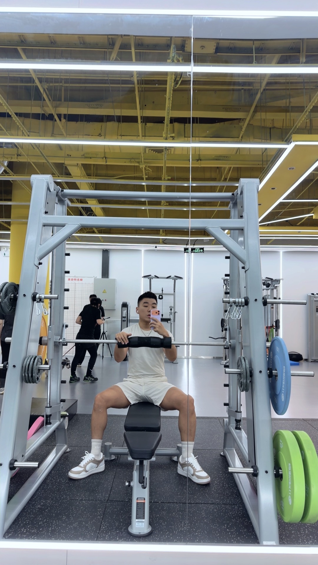 只能来新健身房了以后就办月卡 