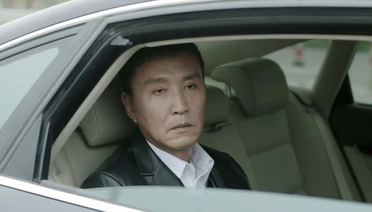 回学校全程表情就这样 ​​​