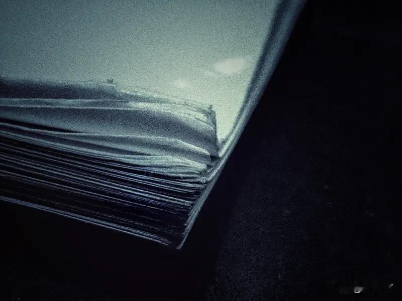 毒书皮致癌物超标140余倍 毒书皮致癌物超标140余倍
孩子开学包书皮本是常规操