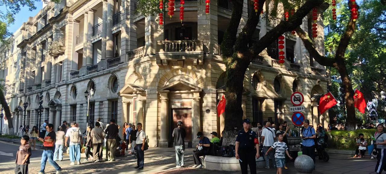 广州街道景色 镜头下的广州 看看你拍的广州 城市观察员 城市.街拍 城市身边的事