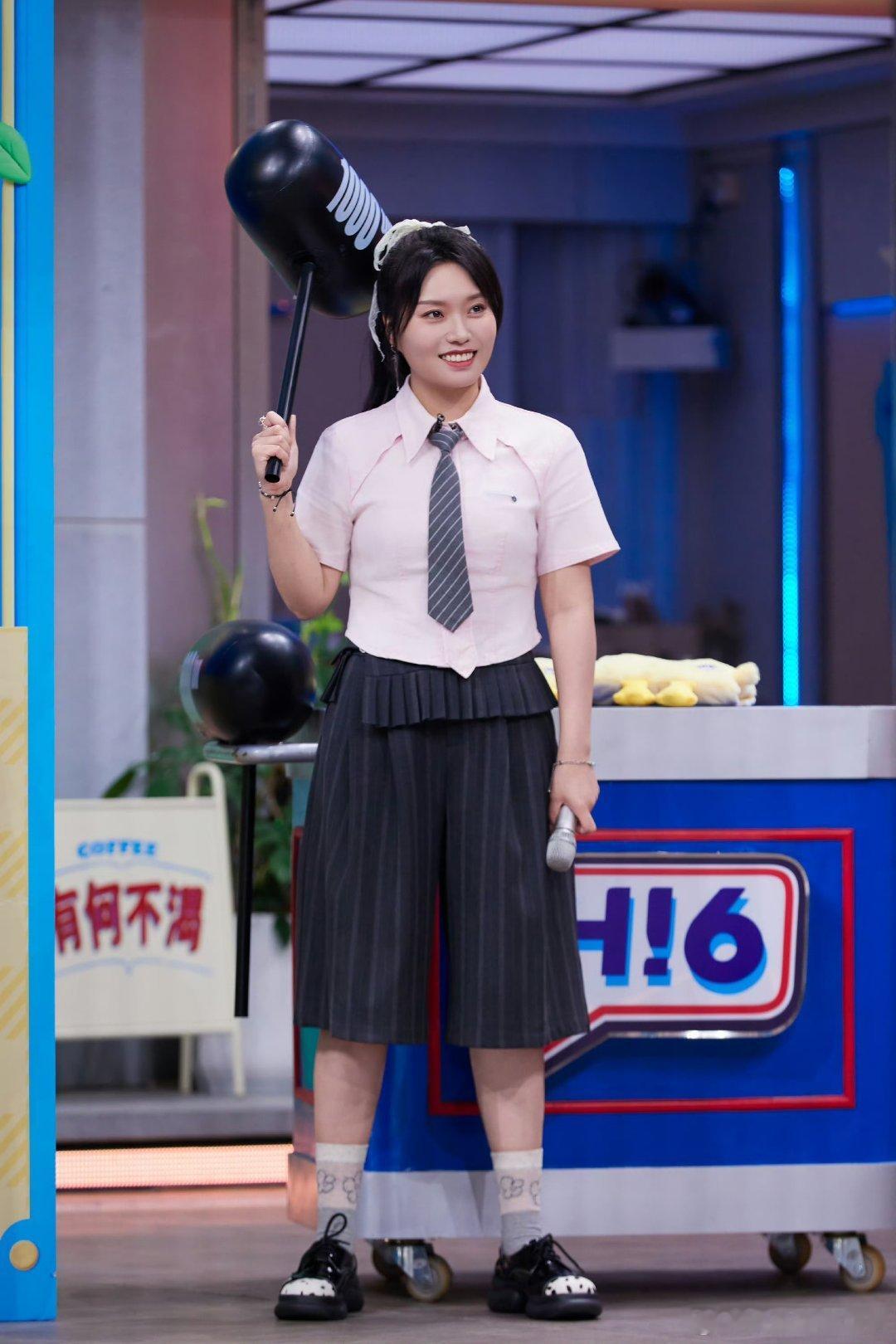 你好星期六中餐厅店长之争你好星期六中餐厅店长之争你好星期六好六上演中餐厅店长争霸