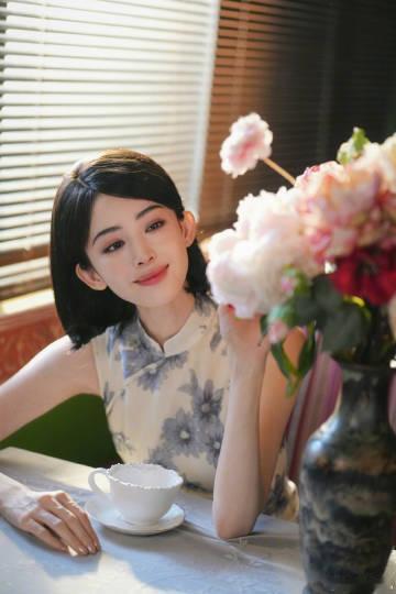 娜扎[超话]  妈妈我又回到上海滩了[爱慕][爱慕][爱慕] ​​​