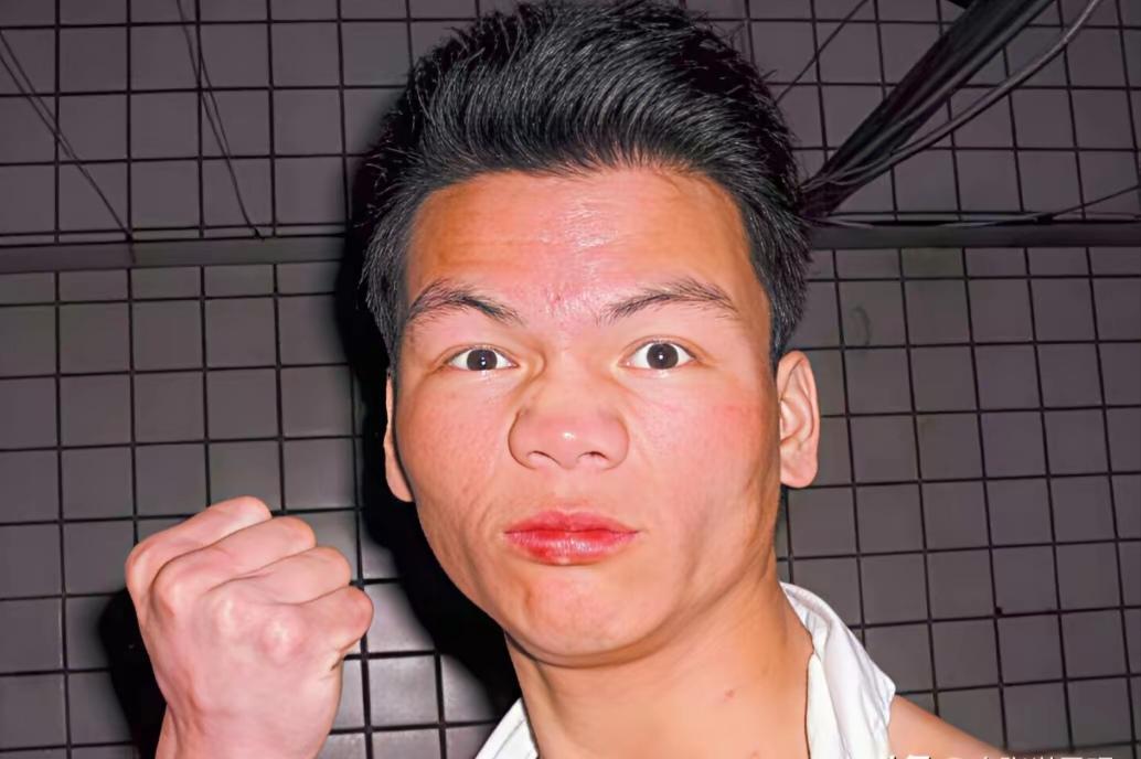 2003年，林开贵来到317宿舍，邀马加爵去食堂吃饭，马病了没去，林某便帮他回一