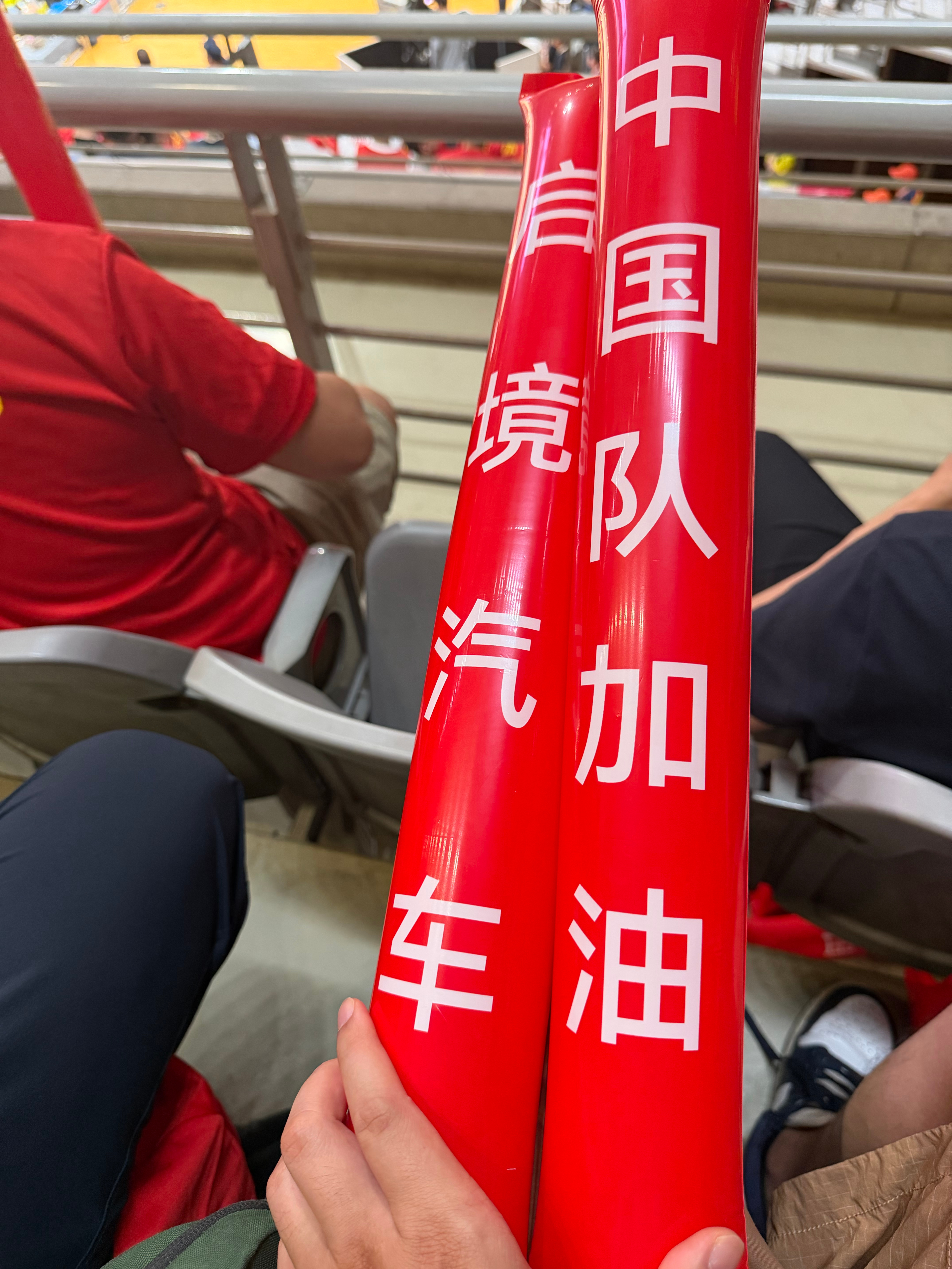 中国男篮vs日本男篮中国队必胜，目前男篮首发：赵继伟、王俊杰、胡金秋、贺希宁、朱