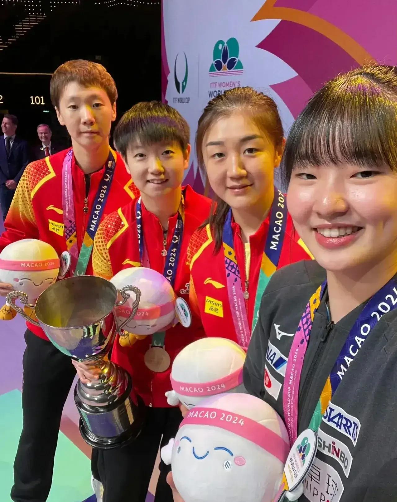 国际乒联也该出手了！比赛场上只容许鼓掌👏🏻加油。不许大声呐喊，尤其是喊名字；