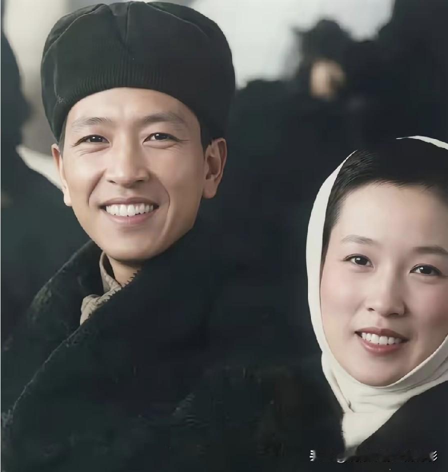 从这张1940年的合影中，能感受到老一辈夫妻怎样的从容气质？
