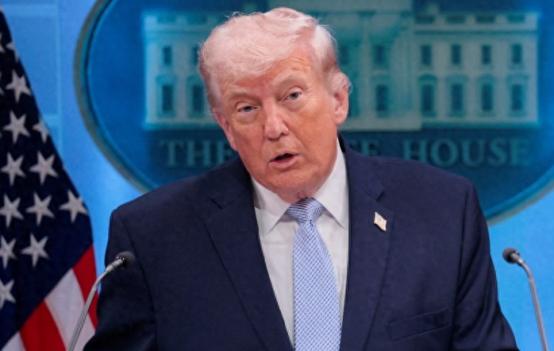 特朗普新鲜大瓜刚出炉！这次直接跟北约撕破脸，就因为他惦记在别人地盘的格林兰岛，人