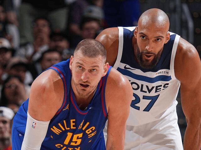 戈贝尔常年来的各种奇葩举动 让人不理解的行为 粗糙的进攻手段 让大家一直对他多少