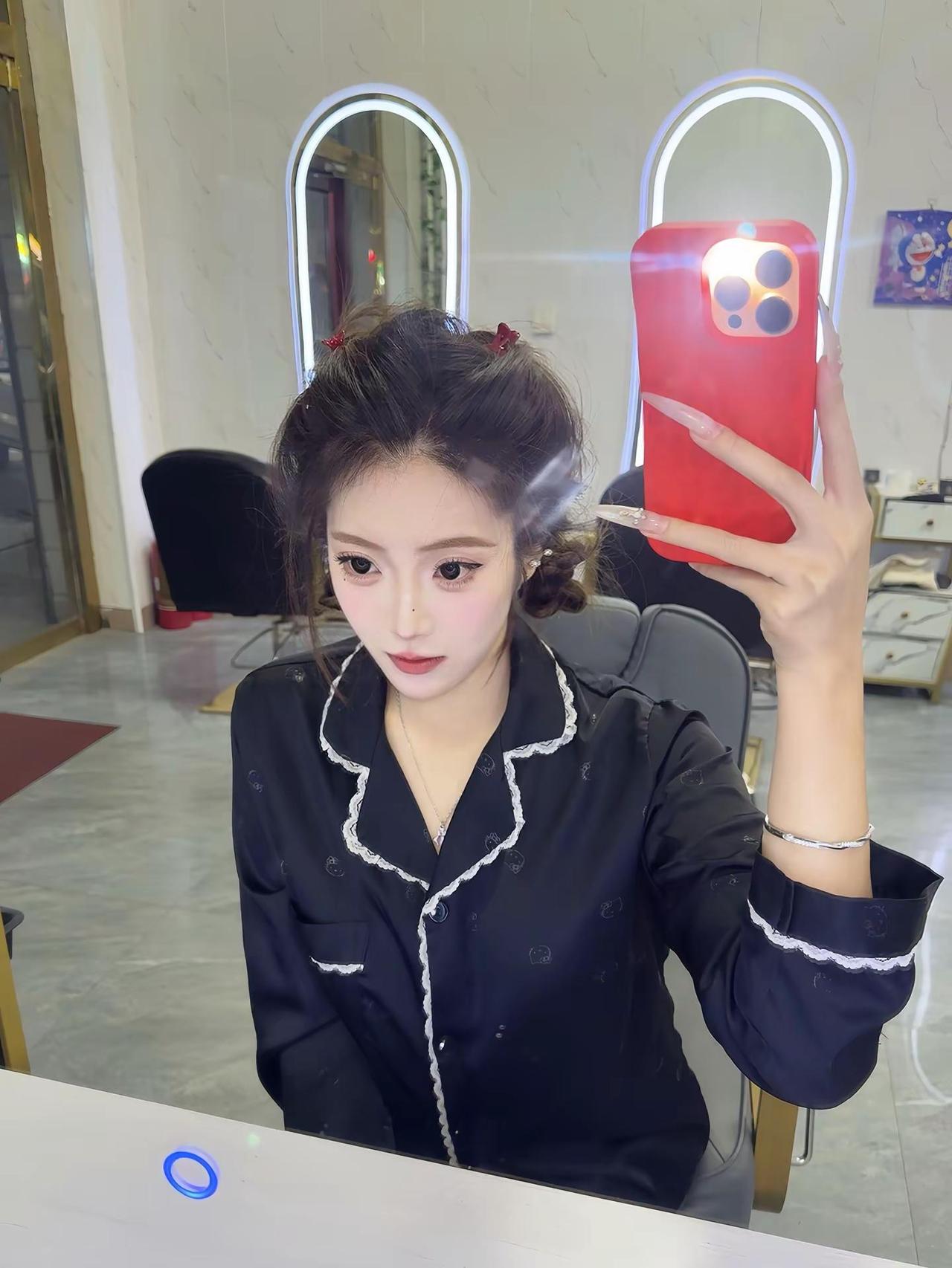 她们很迷人 我不一样我不理人