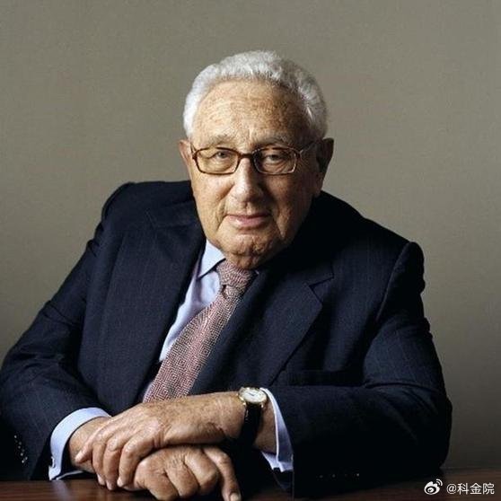 《亲历五次会谈、研究近四十年，基辛格晚年推翻毕生理论：毛主席的外交棋局，史上前所