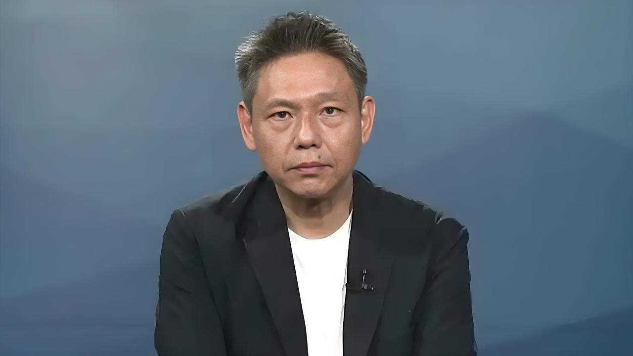 眼下，台湾国民党部分高层陷入极其荒唐的认知错位。选举惨败、丢失执政大权，不从自身