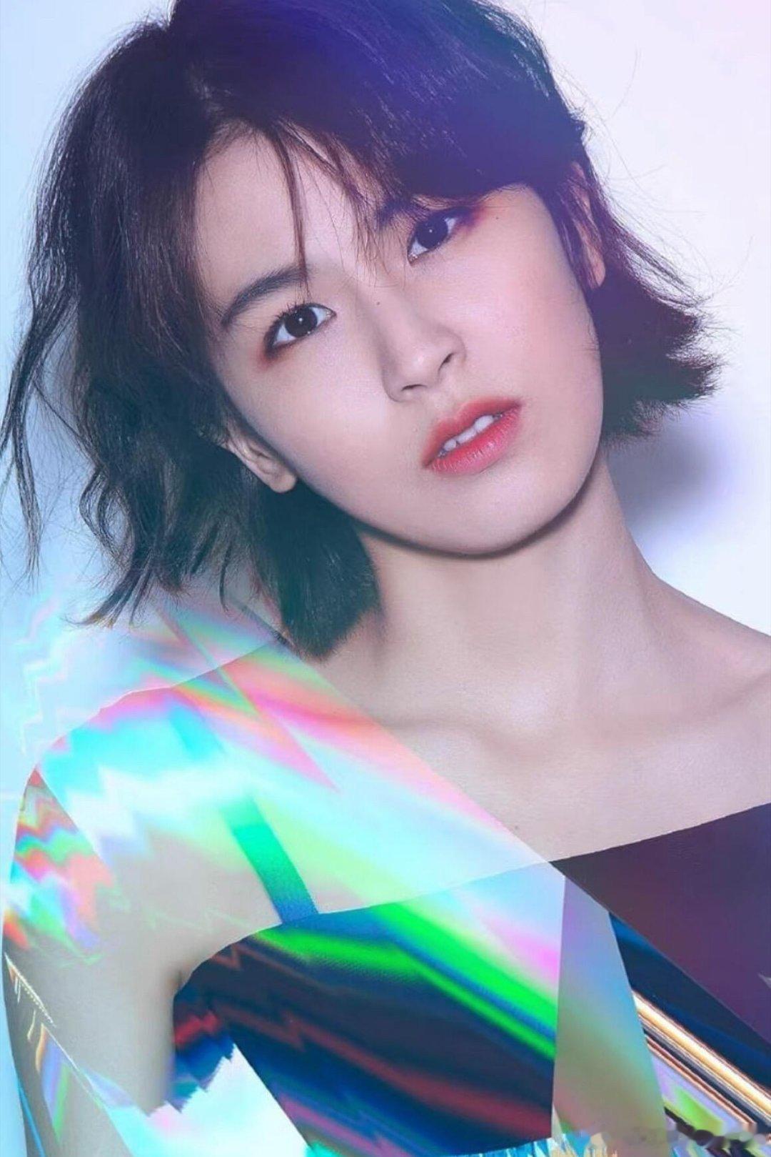 曾沛慈说爆哭后很清楚之后要怎么走乘风2026一公票数揭晓那刻，曾沛慈泪崩。她说这