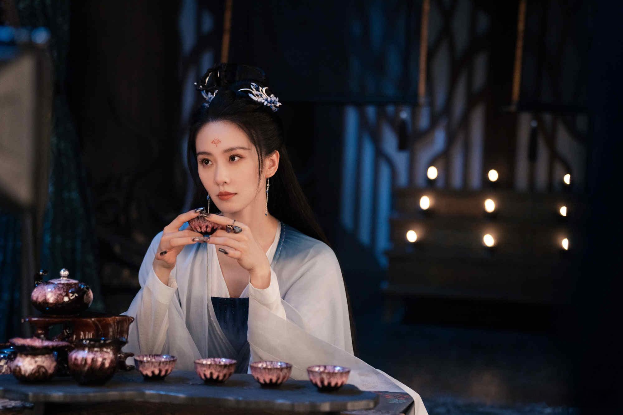 刘诗诗说要去张云龙演唱会 诗诗调侃“张云龙，我演唱会当显眼包，你负责控场！”，剧