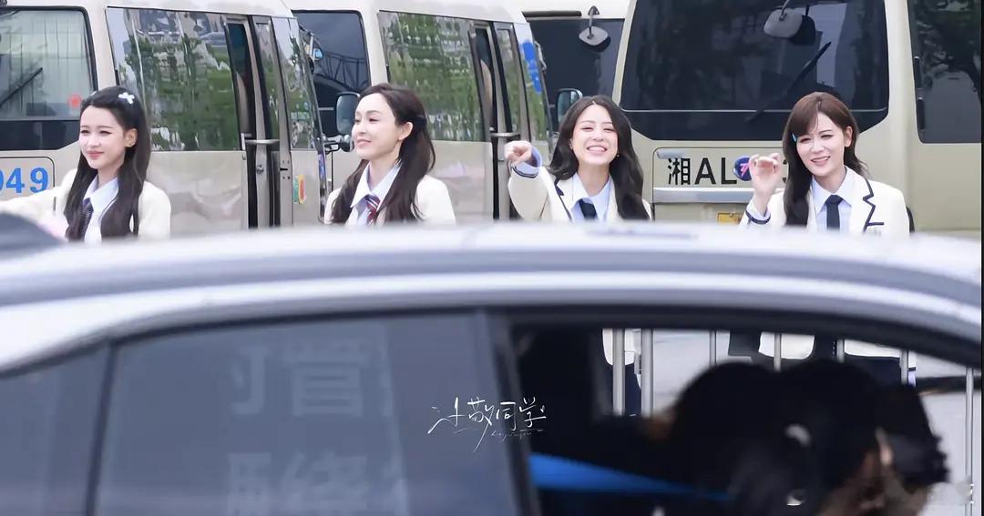 乘风2026｜我们亲亲重新定义女团风👩❤️💋👩  乘风2026