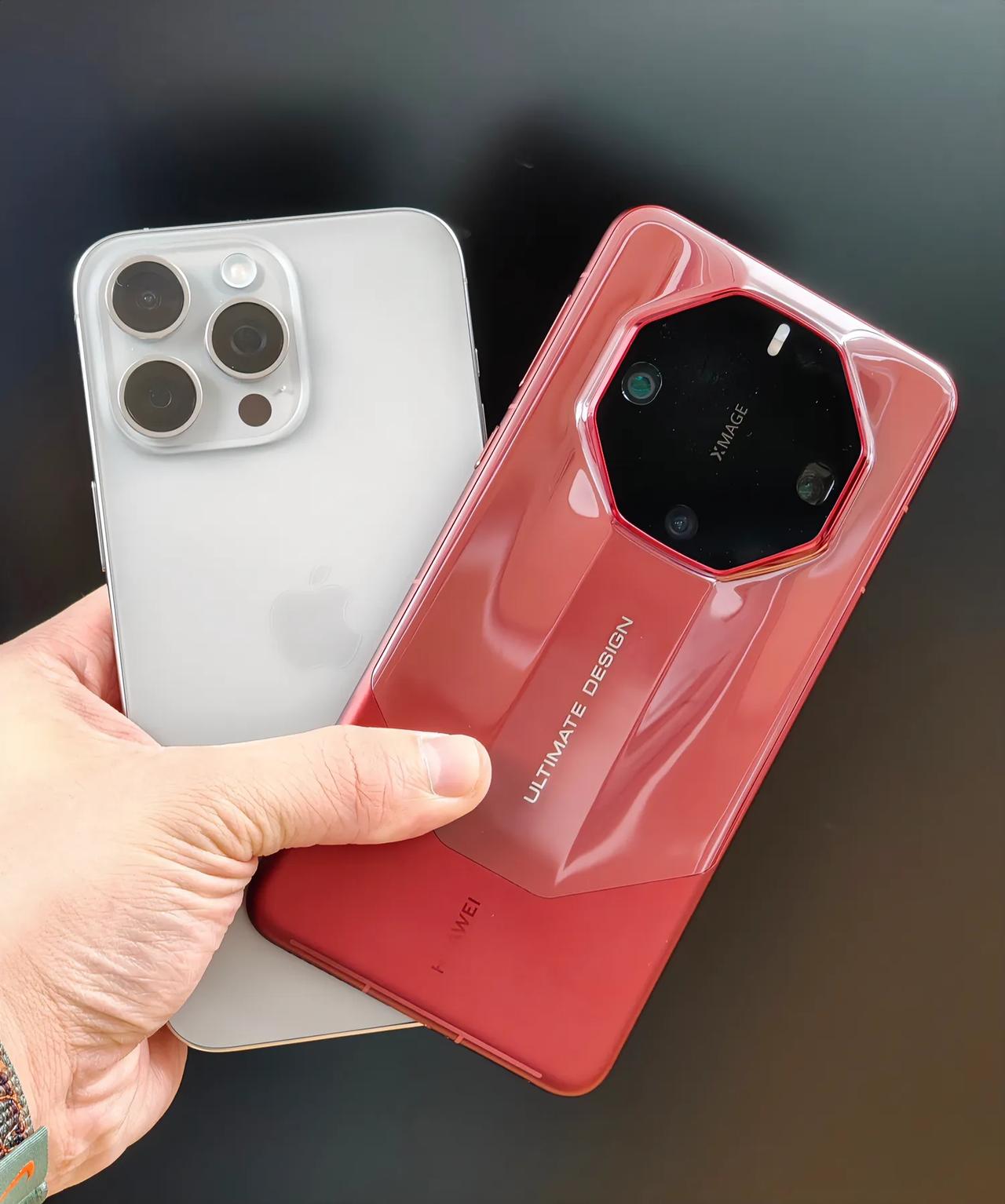 假如都能原价入手，同等价位自用你们选谁：

1.iPhone15pro max原