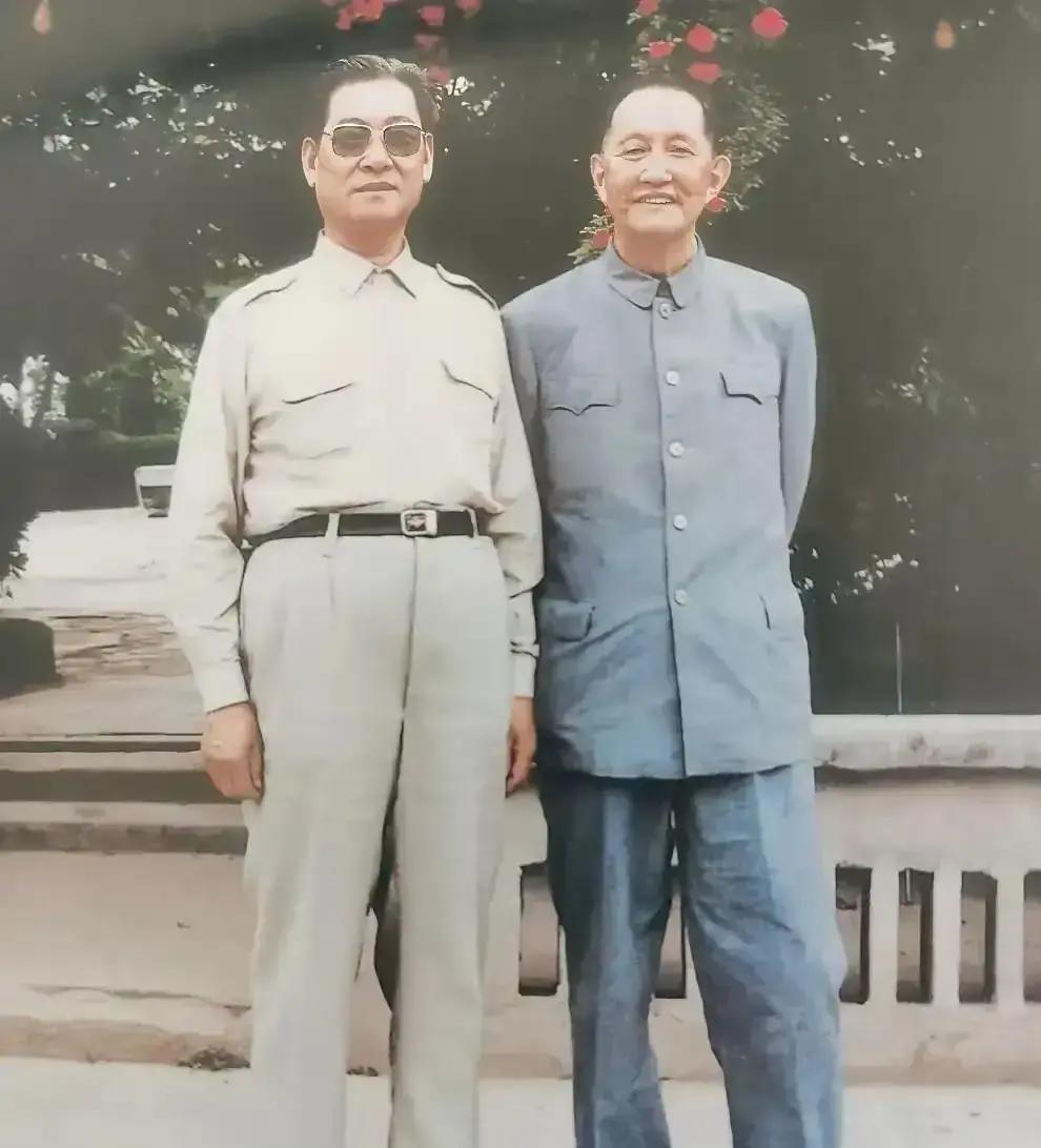 1990年刚进京当上总后勤部副部长的李九龙，屁股还没坐热，第二年就被一纸调令发配