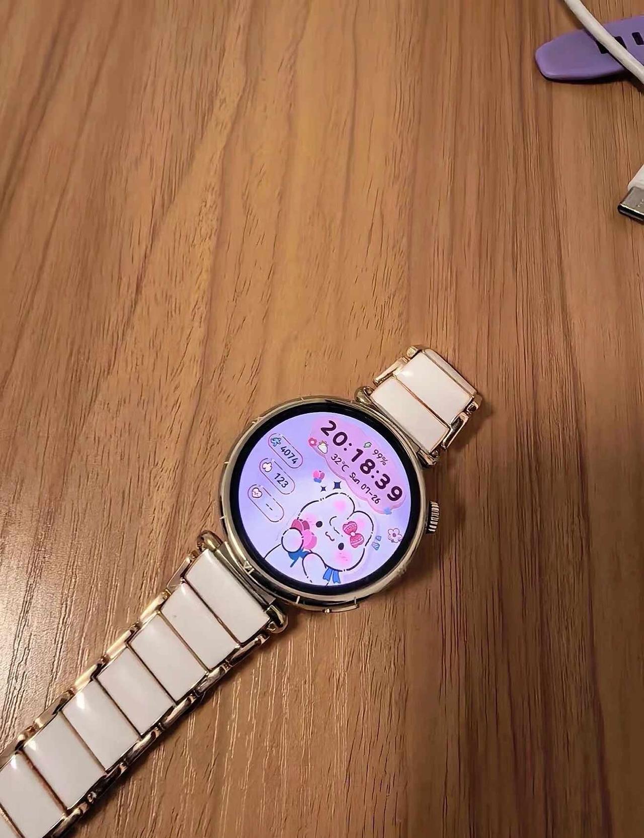 我貌美如花的华为gt6💰683到手啦
既是颜值担当也是实力担当 不比苹果s11